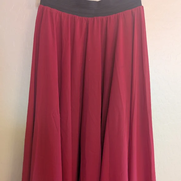 Maxi Skirt Elegant Burgundy & Black Formal Medium Double Layers Stretchy Elastic - Picture 3 of 5